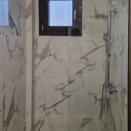 ヴィラ Sea Lux プラカ・リトホロ