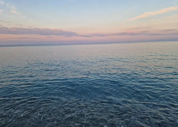 Sea Lux Villa *